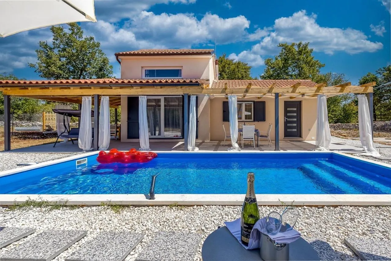 Holiday House Krase With Private Pool Smoljanci 0*,
