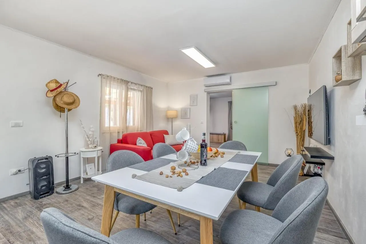 Holiday House Krase With Private Pool Smoljanci Kroatië