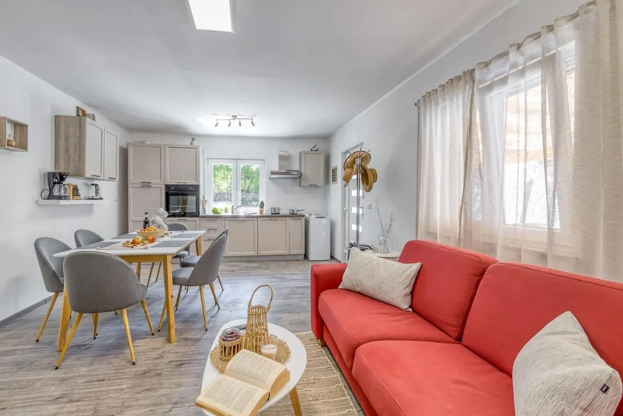 Holiday House Krase With Private Pool Smoljanci Croatia