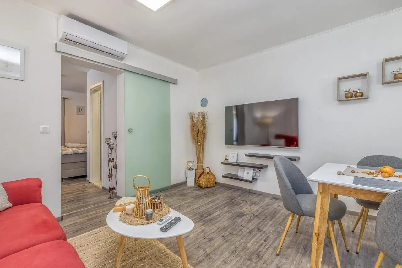 Holiday House Krase With Private Pool Smoljanci